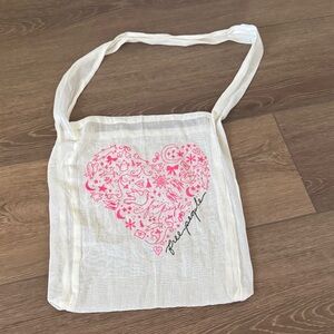 Free People White Tote Bag with Pink Heart Design